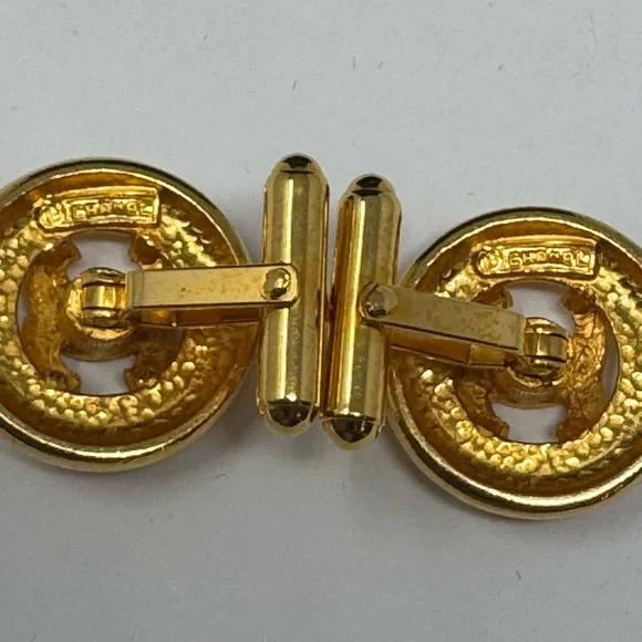 💯Authentic Chanel Gold plated Cufflinks - Picture 2 of 2
